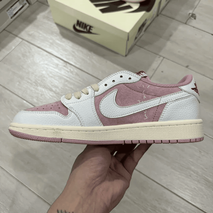 AJ1 Low Travis Scott Sail Shy Pink 2