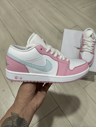 AJ1 Low Pink And White
