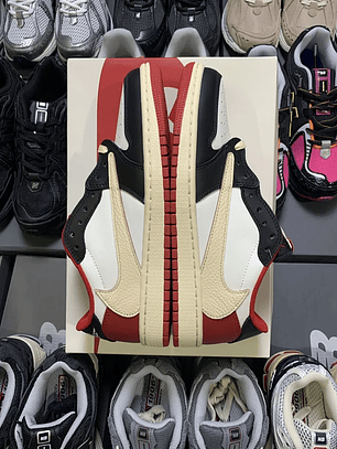 AJ1 Low Travis Scott Red