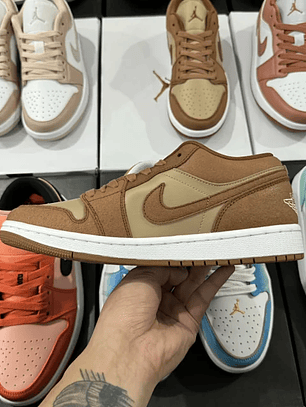 AJ1 Low Legend Medium Brown