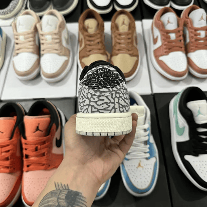 AJ1 Low Black Cement 6