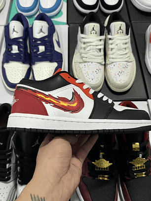 AJ1 Low Flaming Swoosh
