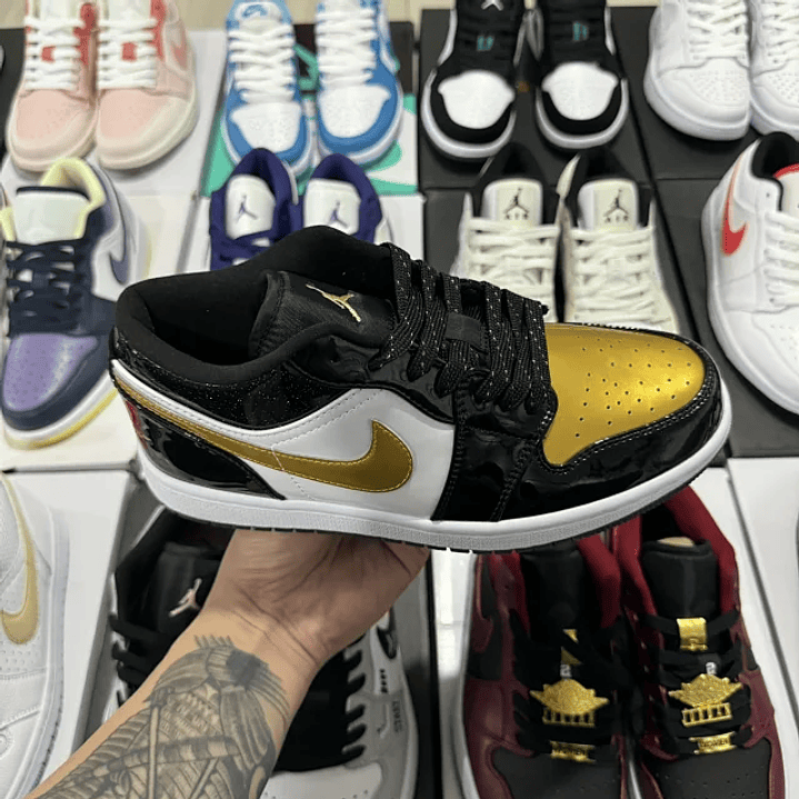 AJ1 Low Sky J Mauve 3