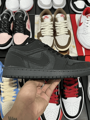 AJ1 Low Dark Smoke Grey