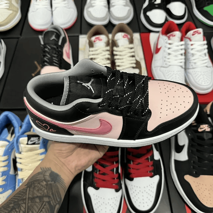 AJ1 Low Black/Rust Pink/White 4