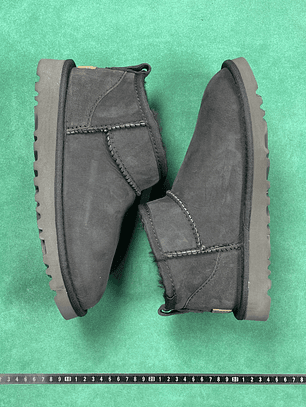 UGG CLASSIC ULTRA MINI