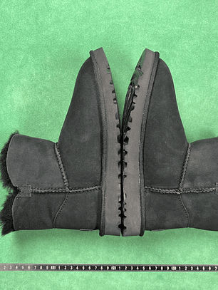 UGG UGG Bailey Mini Bailey Button II Boot 