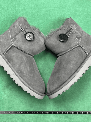 UGG UGG Bailey Mini Bailey Button II Boot  