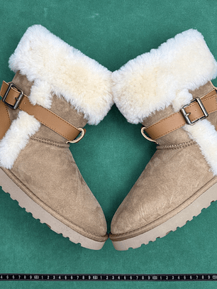 TT UGG CLASSIC ULTRA MINI 