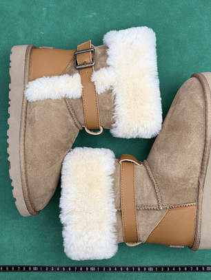 TT UGG CLASSIC ULTRA MINI 