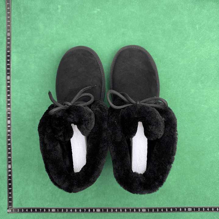 TT UGG Classic Novelty 4