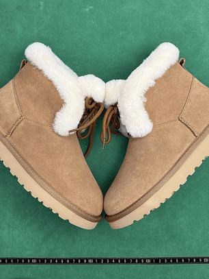 TT UGG Classic Novelty 