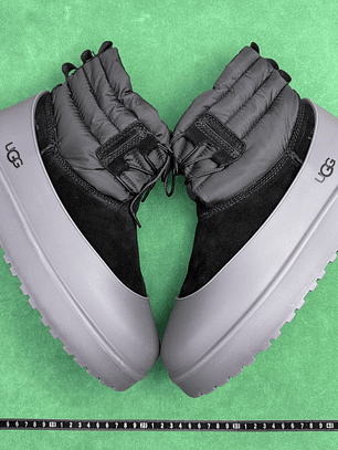 TT UGG CLASSIC MINI Lace-Up Weather 