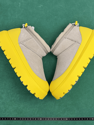 TT UGG CL ULTRA MINI WEATHER  