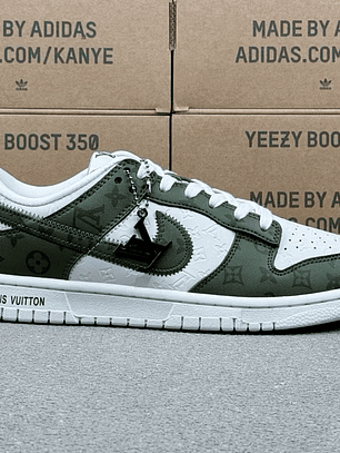 Dunk x LV