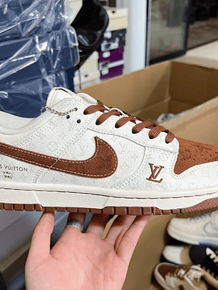 Dunk x LV