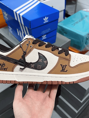 Dunk x LV