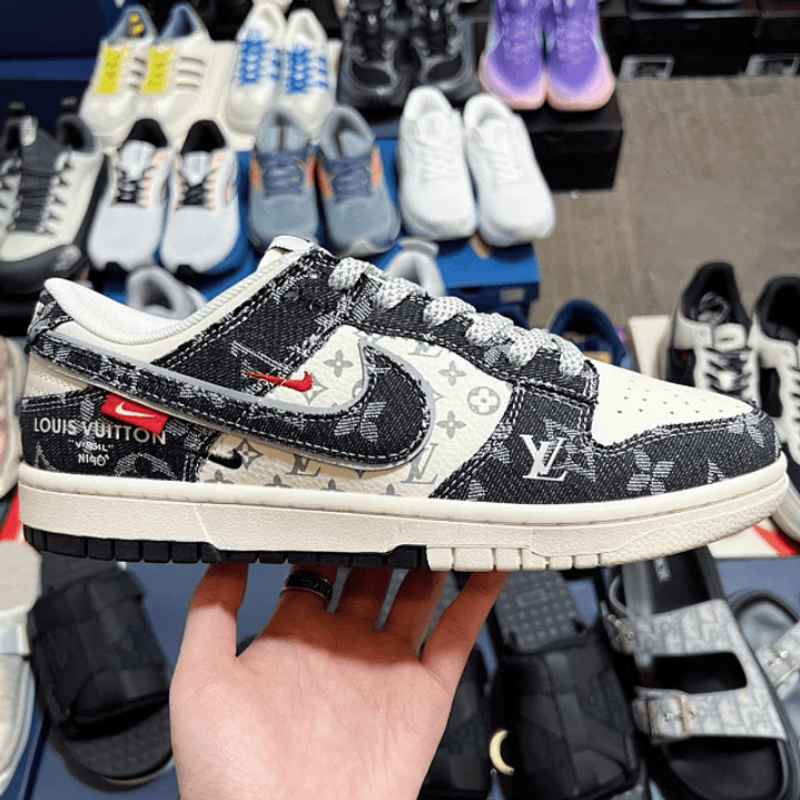Dunk x LV 1