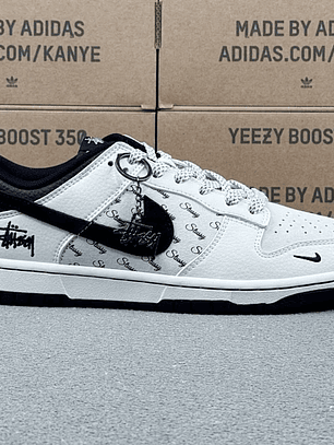 Dunk x Stussy  
