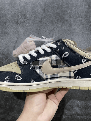 Dunk SB Travis Scott