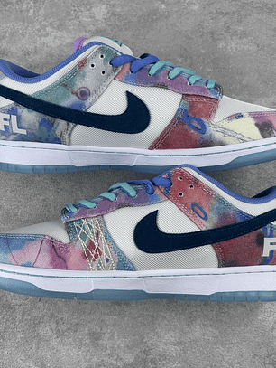 Dunk SB Bleached Aqua