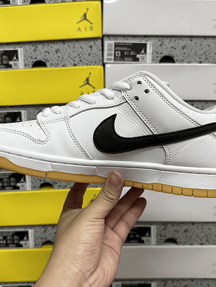Dunk SB White Gum