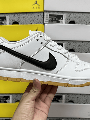 Dunk SB White Gum