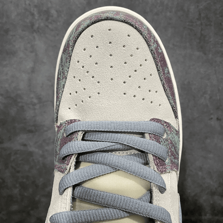 Dunk SB Crenshaw Skate Club 8