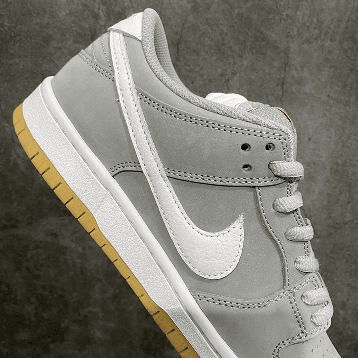 Dunk SB Wolf Grey Gum 7