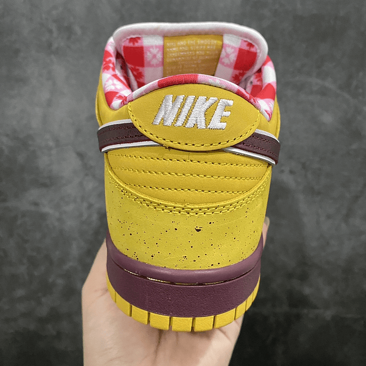 Dunk SB Yellow Lobster 9