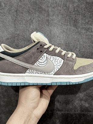 Dunk SB Big Money Savings