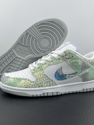 Dunk SB Year of the Dragon