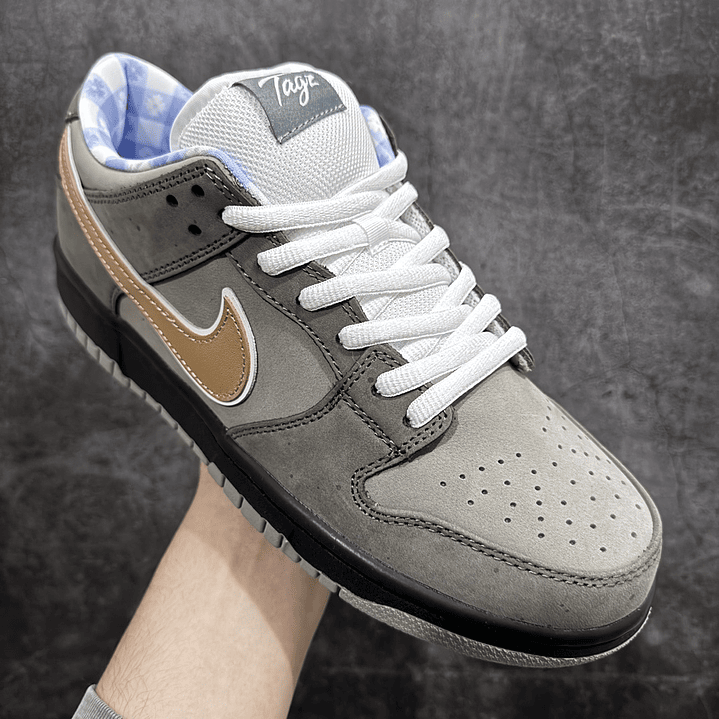 Dunk SB Grey Lobster 3