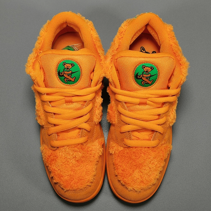 Dunk SB Grateful Dead Bears Orange 3