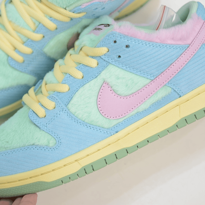 Dunk SB Verdy Visty 4