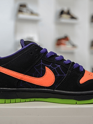 Dunk SB Night of Mischief