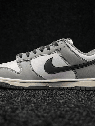 Dunk SP Light Smoke Grey