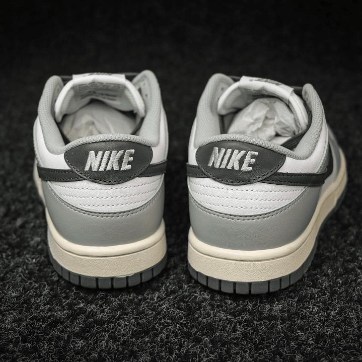 Dunk SP Light Smoke Grey 7