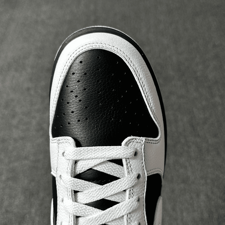 Dunk SP Reverse Panda 7