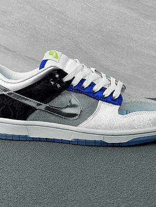 Dunk SP x CLOT What The