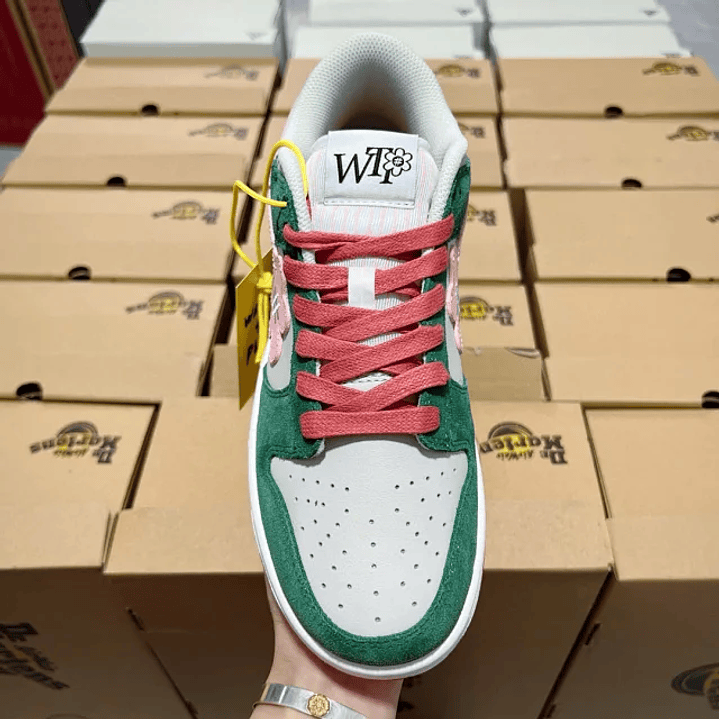 Dunk SP All Petals United 4