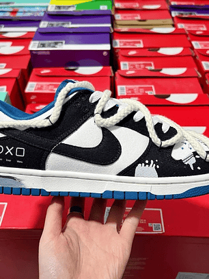 Dunk SP Black And White