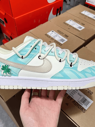 Dunk SP Blue And White