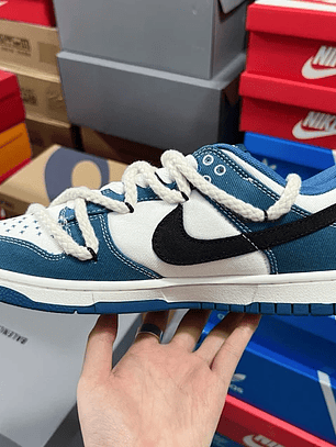 Dunk SP Blue And White 