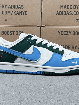 Dunk SP Blue Green And White     