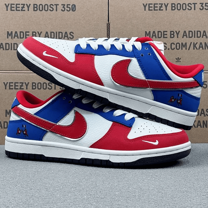 Dunk SP Blue Red And White    5