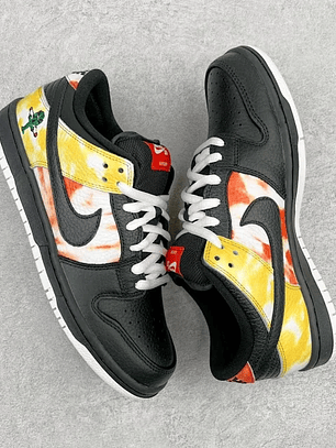 Dunk SB Raygun Tie-Dye Black