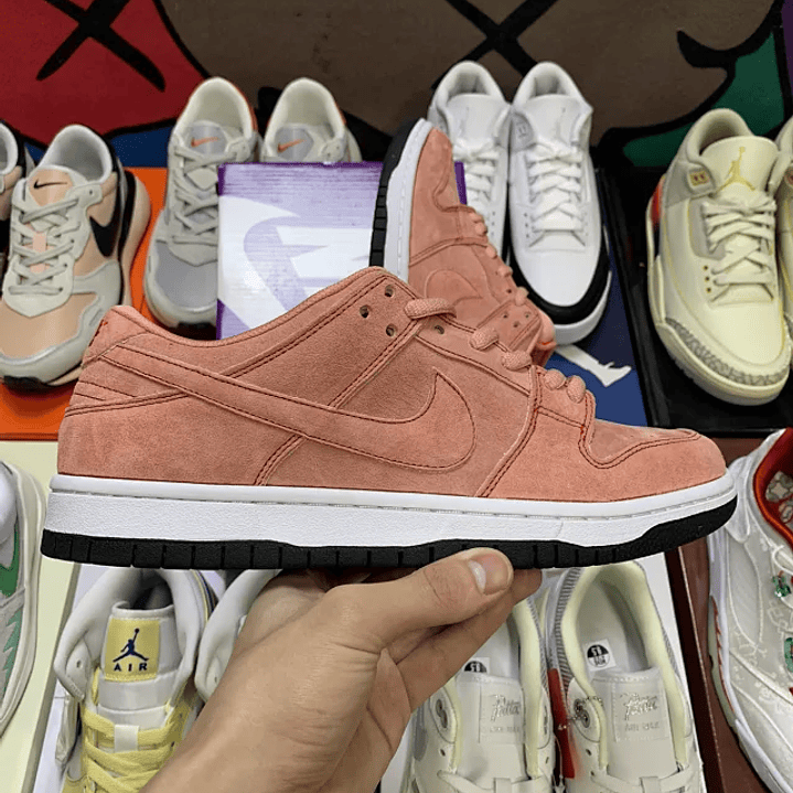 Dunk SB Pink Pig 1