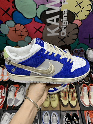 Dunk SB Gardenia