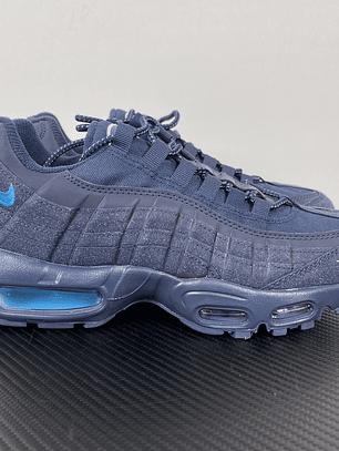 95 Obsidian & Light Photo Blue